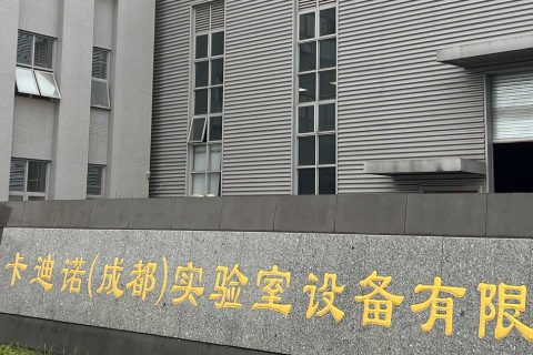 四川不锈钢实验台厂家：专业承接实验台定制安装